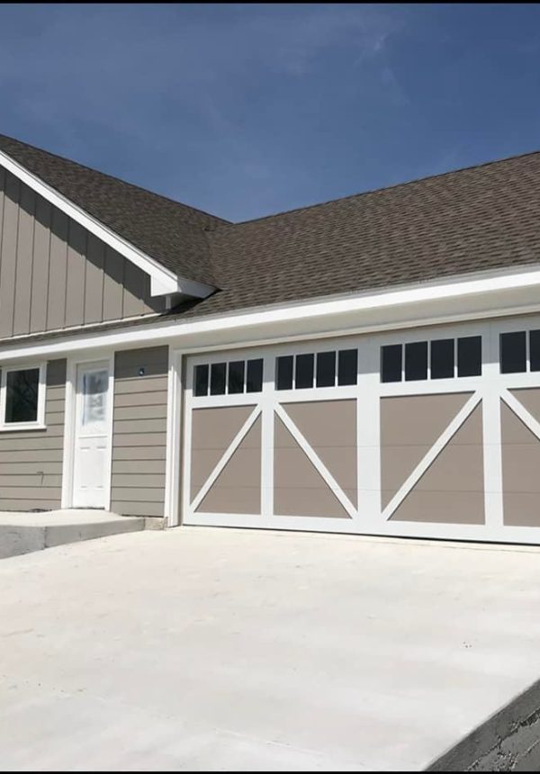 carriage-style-garage-door